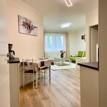 Wohnung Im Erdgeschoss Bietigheim-Bissingen Esterno foto
