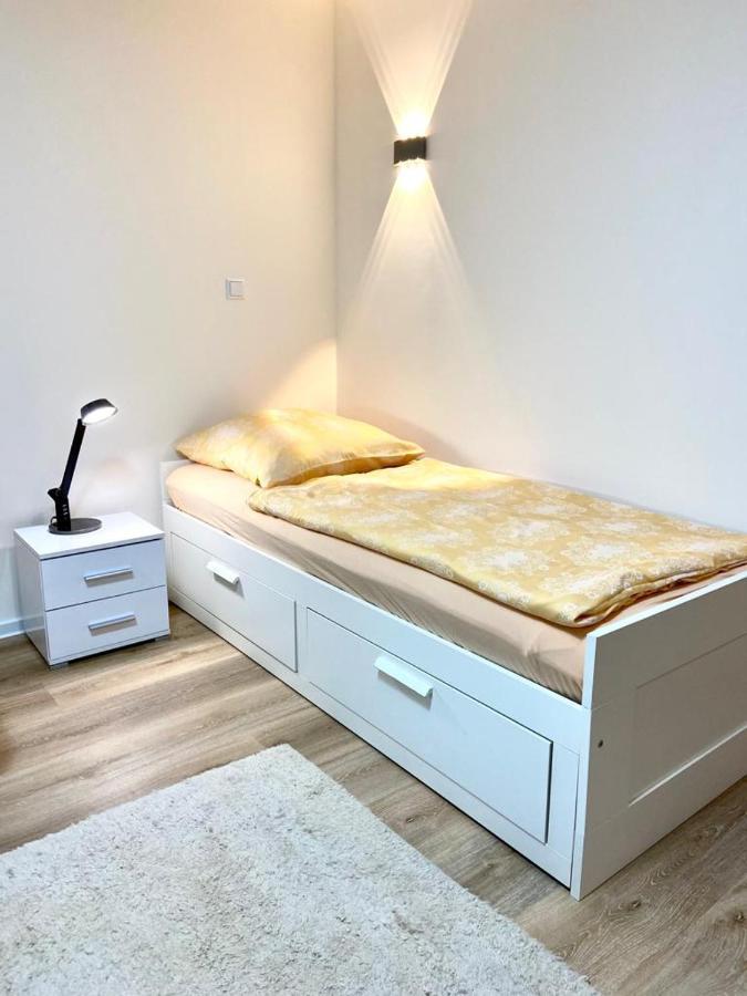 Wohnung Im Erdgeschoss Bietigheim-Bissingen Esterno foto